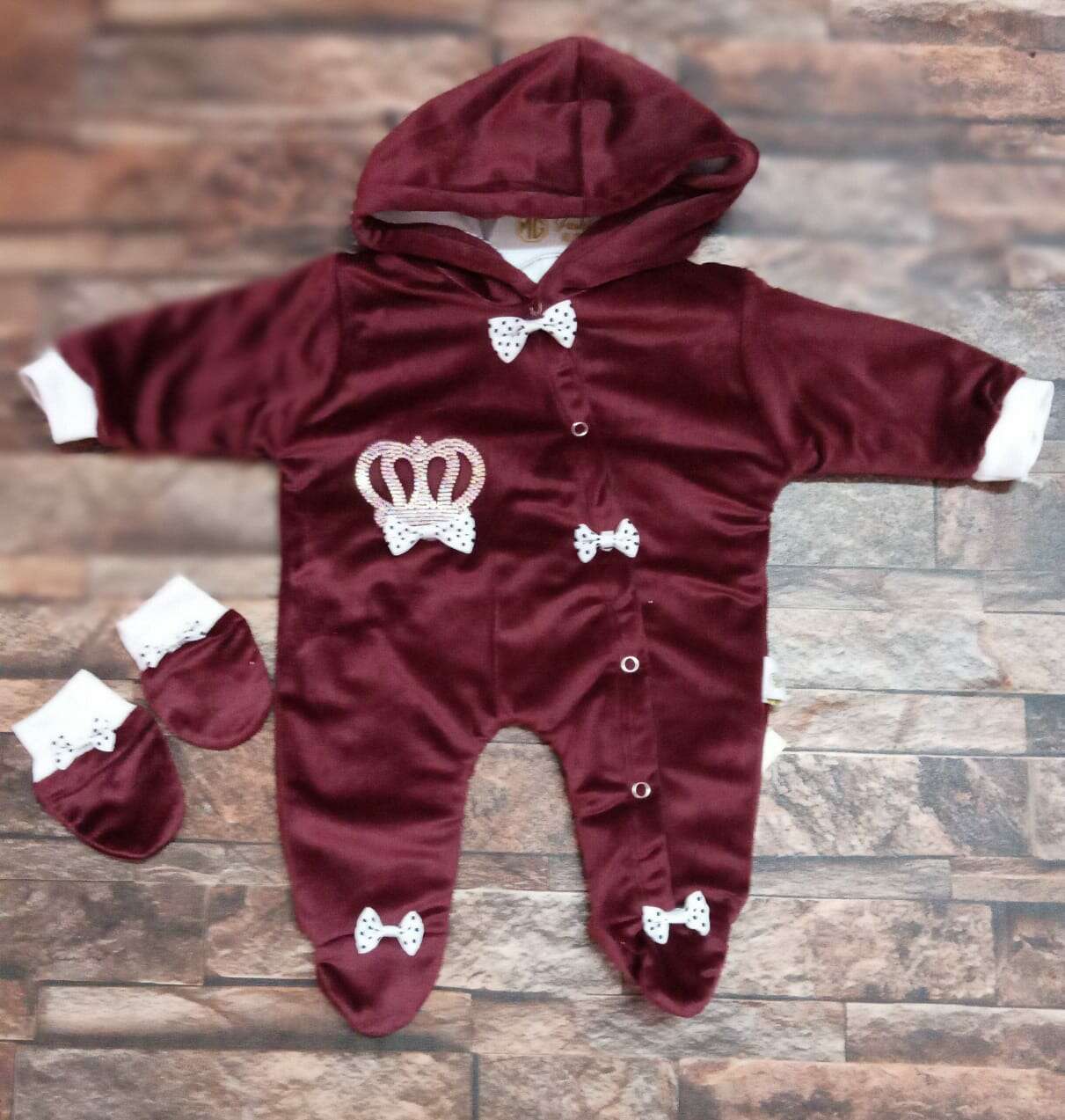 High-Quality Velvet Baby Romper with Cap &amp; Mittens - Sizes 3-9 Months Grand Bazaar