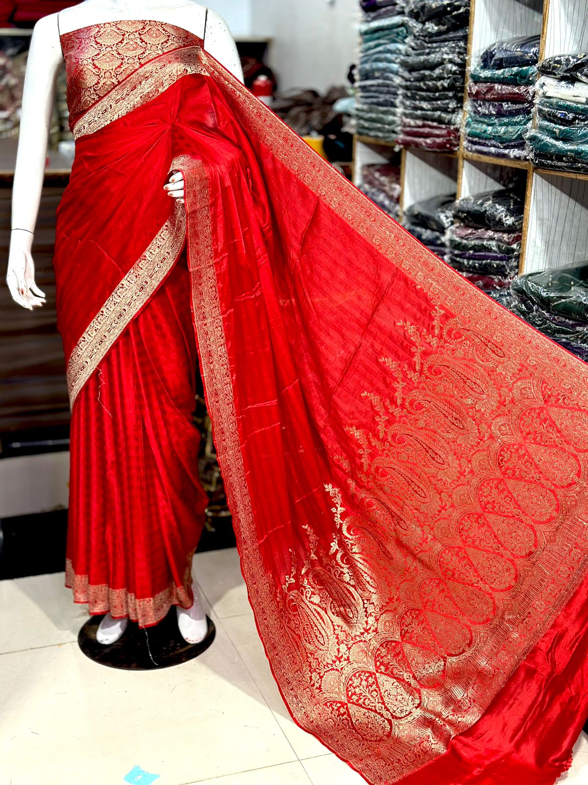 Katan Banarsi Saree with Self Print and Embroidered Pallo